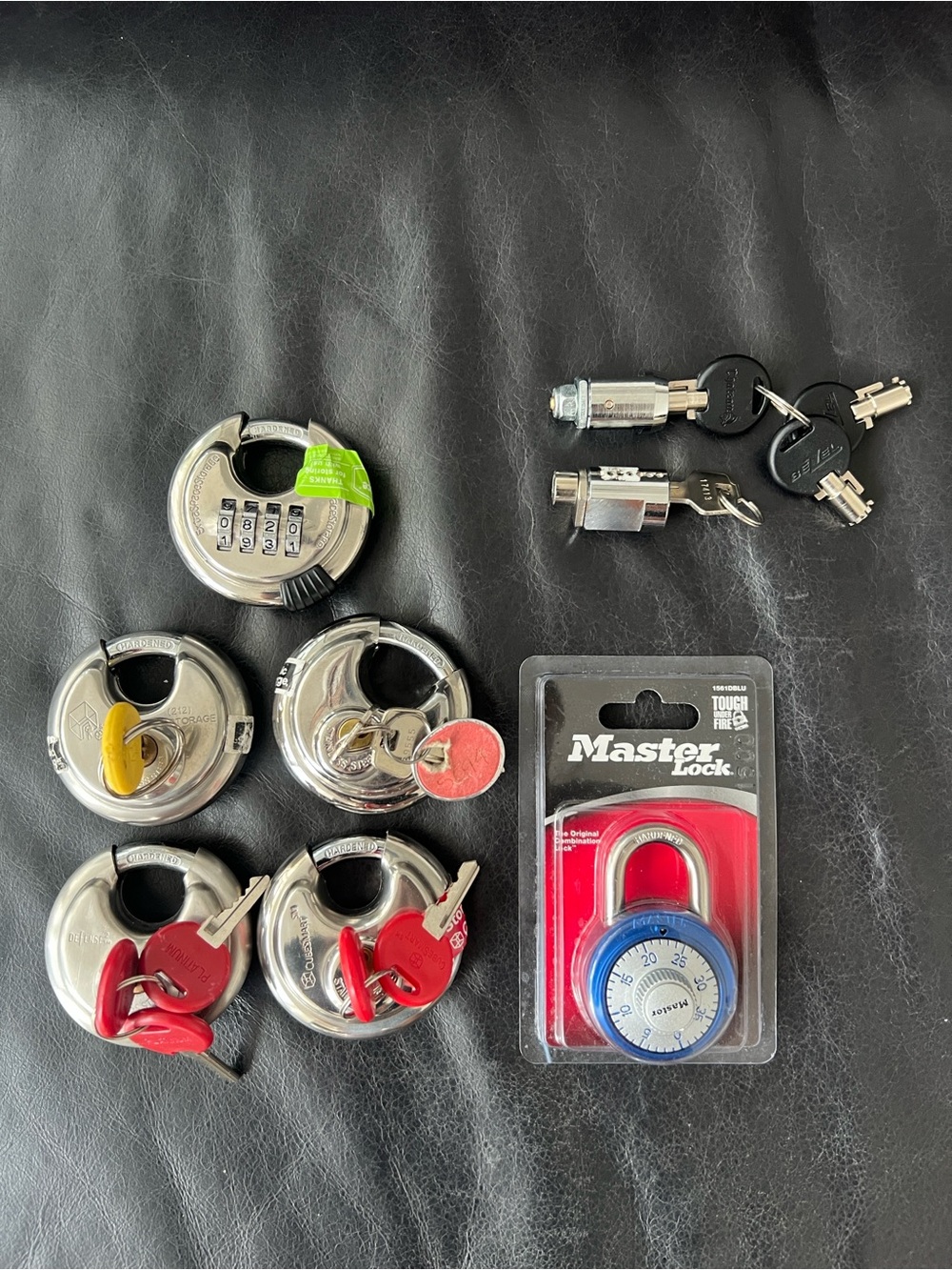 8 key and combo locks
